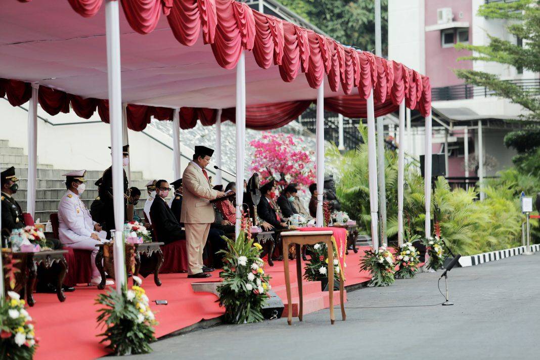 Menhan Prabowo: Mahasiswa Unhan Wajib Kuasai Iptek dan Buat Inovasi Baru!