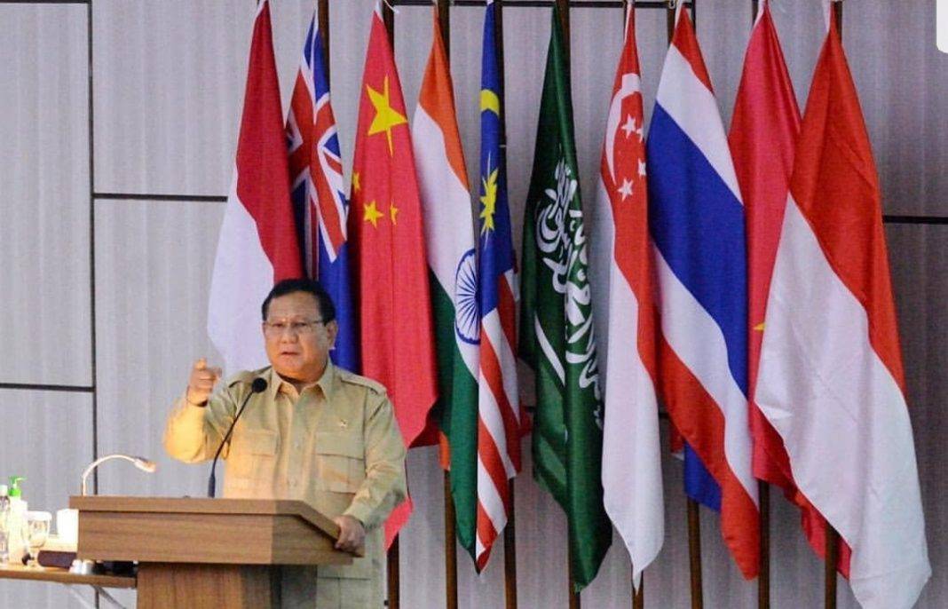 Menhan Prabowo Beri Kuliah Umum di Seskoal