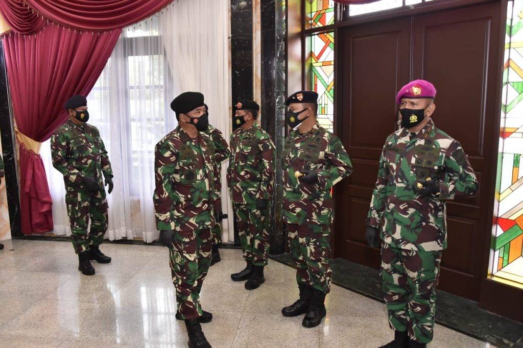 Panglima TNI Terima Laporan Kenaikan Pangkat Lima Perwira Tinggi