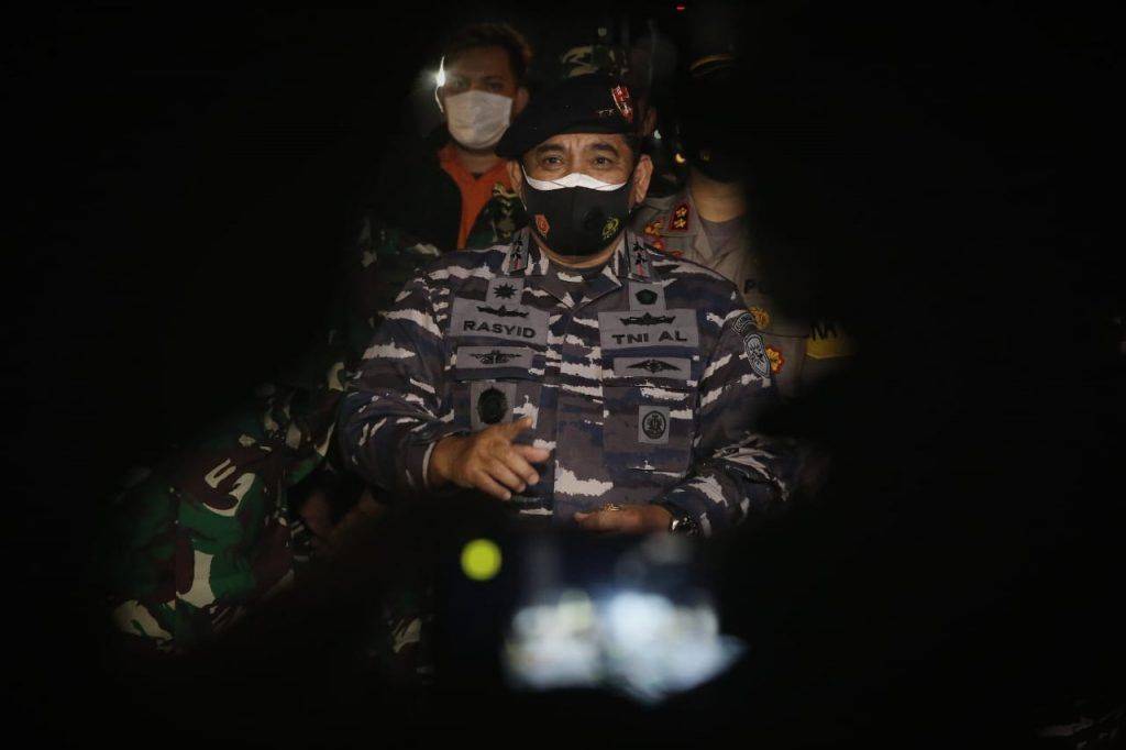 Pimpin Langsung SAR Pesawat Sriwijaya SJ 182, Pangkoarmada I : Kita Fokus Menemukan Korban