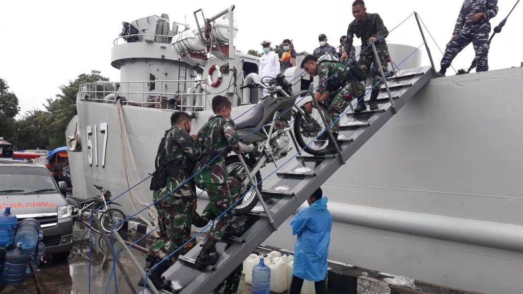 TNI AL  Kerahkan Batalyon Zeni Marinir ke Mamuju