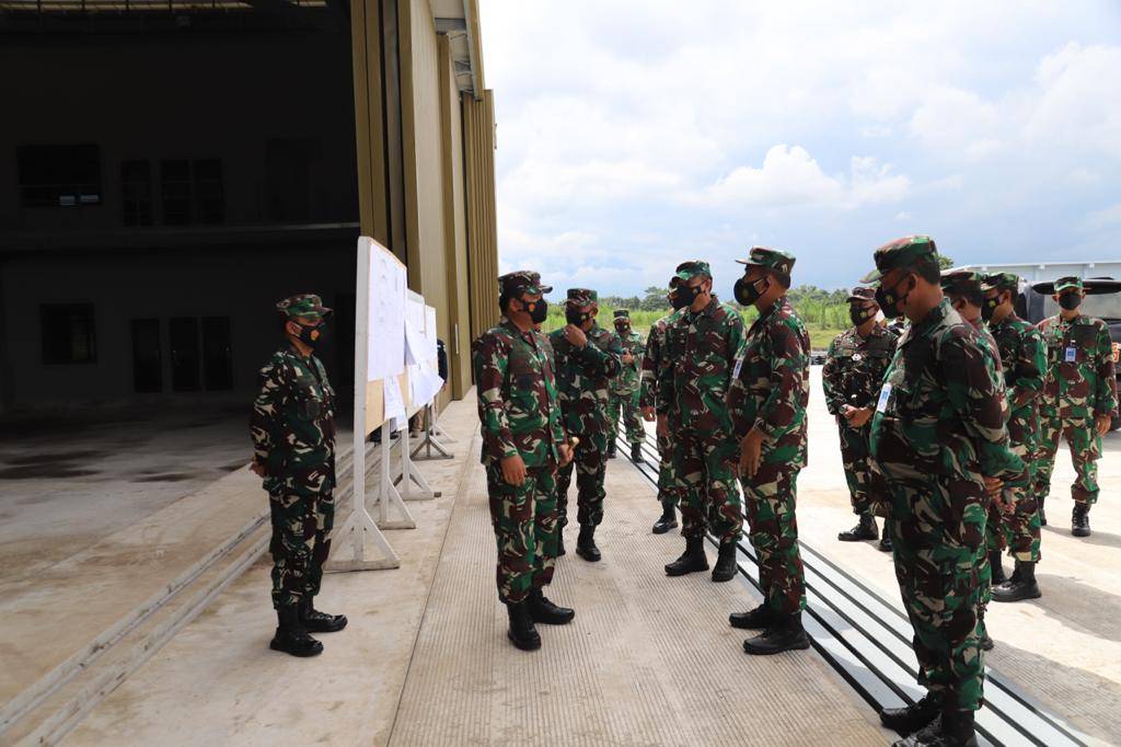 Panglima TNI Tinjau Fasilitas Baru di Lanud Iswahjudi