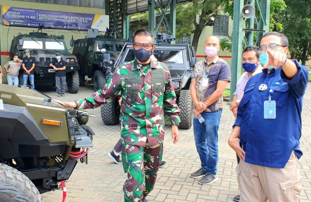 Tingkatkan Kerja Sama dan Sinergitas Kadislitbangad Kunjungi PT. Pindad