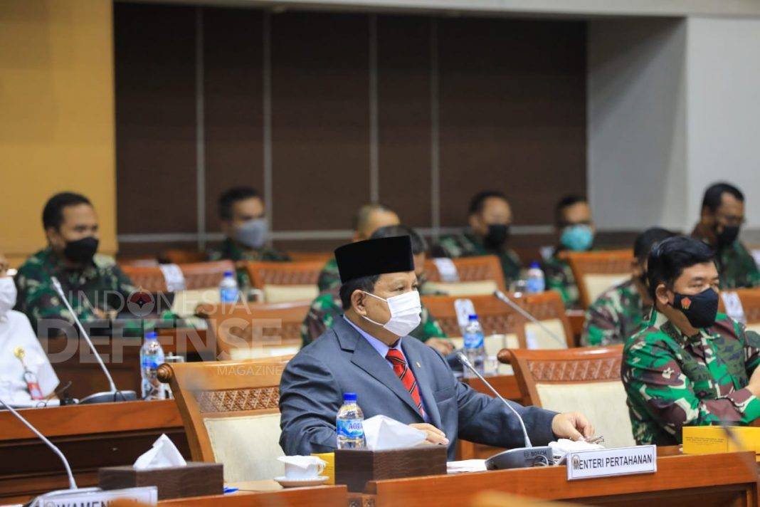Rapat Kerja Bersama Komisi I DPR RI, Prabowo Bahas Alpalhankam