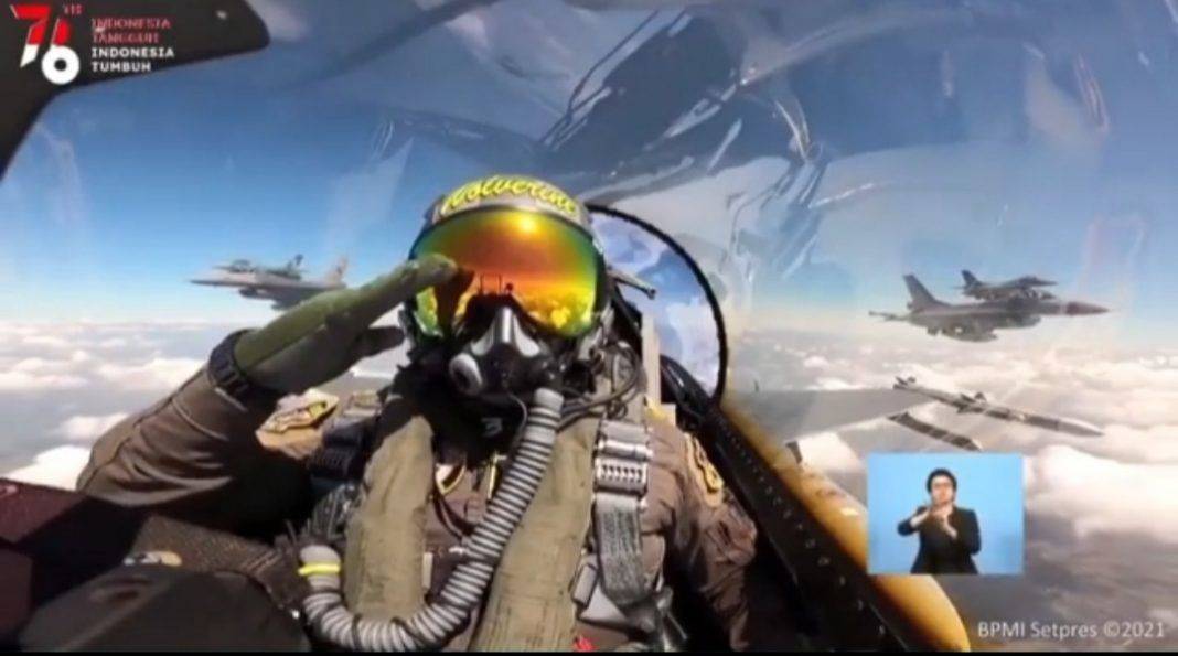 Sukses! Pesawat Tempur F-16 Meriahkan HUT ke-76 RI
