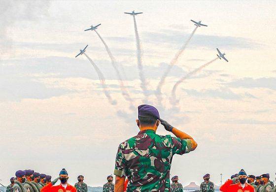 engan Atraksi Manuver Pesawat, Pendidikan dan Pelantikan Penerbang TNI AL Angkatan XXV Resmi di Tutup