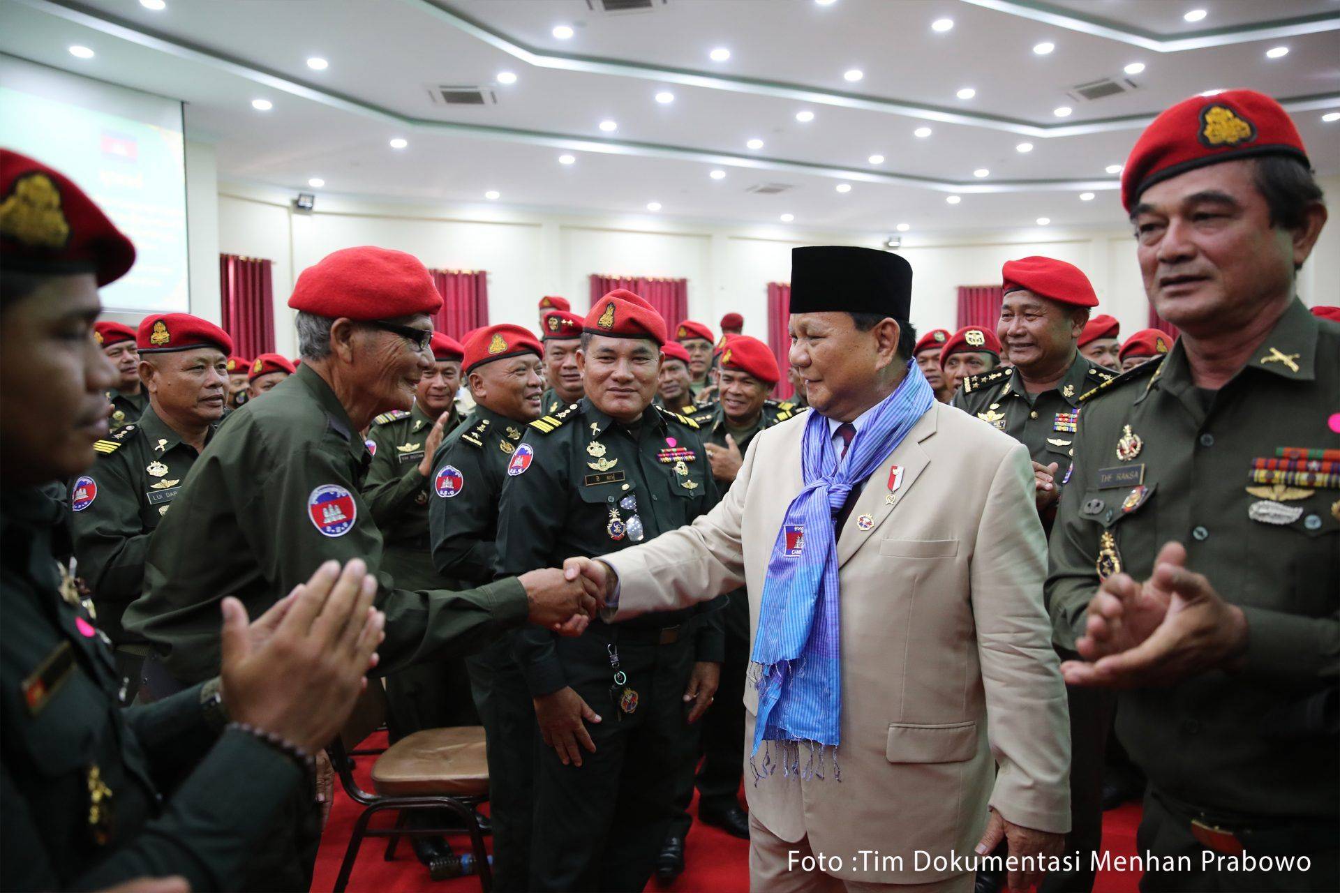 Nostalgia Pekik Komando Sambut Kedatangan Menhan Prabowo Di Markas