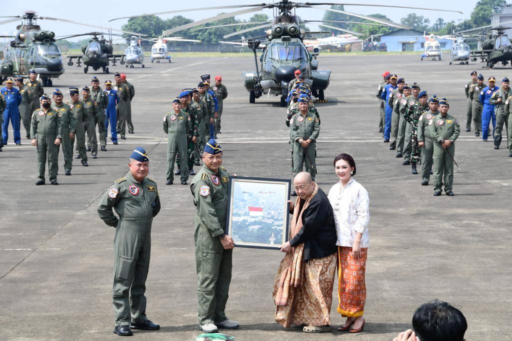 Torehan Rekor, Giant Flag TNI AU Sabet Penghargaan MURI