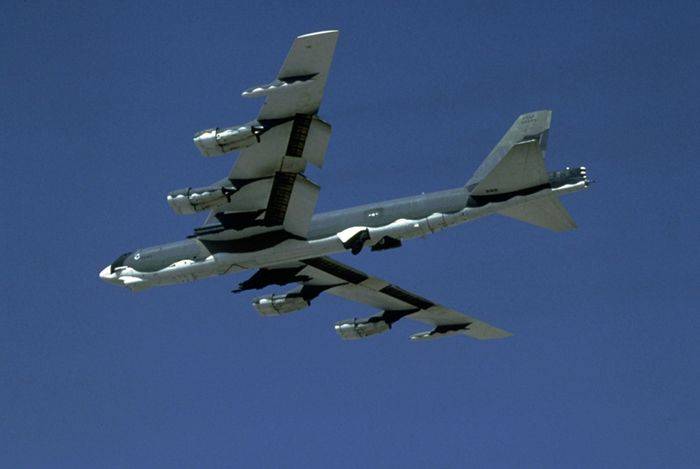 Pesawat Bomber B-52