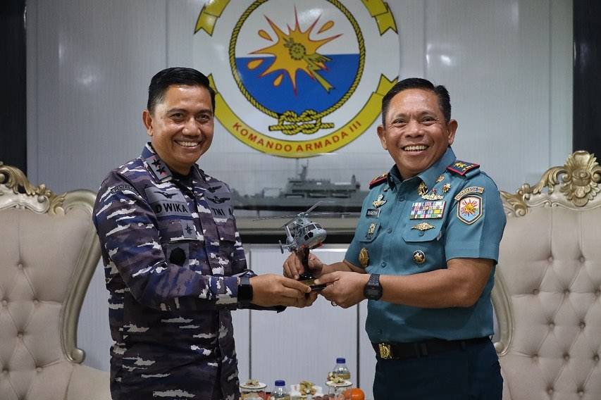 Danpuspenerbal Tinjau Rencana Lokasi Hanggar Pesawat TNI AL di Sorong