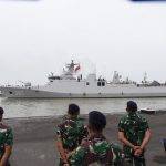 KRI Diponegoro-365 Tiba di Surabaya