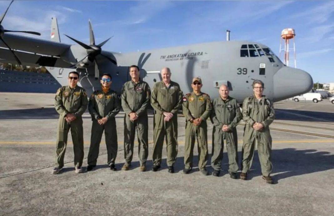 Pilot TNI AU Jalani Pelatihan hingga Uji Terbang Pesawat C-130J-30 Super Hercules di AS