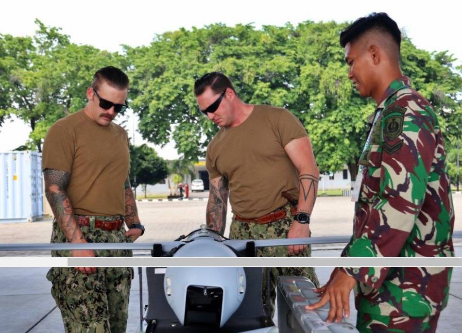 Prajurit TNI AL dan US Navy Dalami Ilmu Pesawat Nirawak