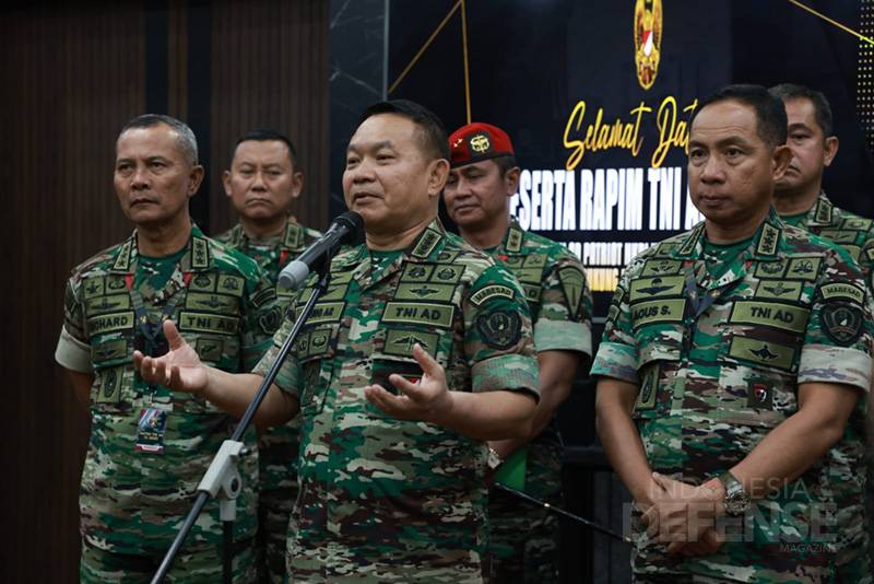 Kepala Staf TNI Angkatan Darat (KSAD)