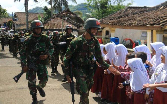 Keren, Latihan Standardisasi Prajurit Kostrad, Tempuh 160 KM Dalam 5 ...