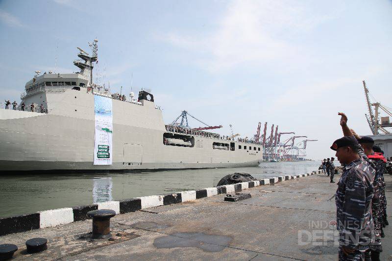 Kapal Perang Republik Indonesia (KRI) Banjarmasin-592