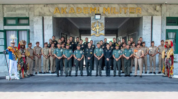 Akademi Militer