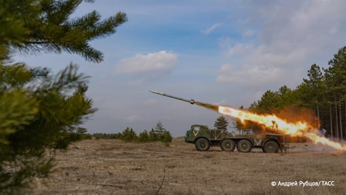 Serangan artileri Rusia