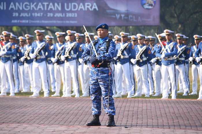 Personel TNI AU