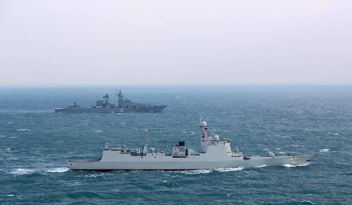 Kapal Angkatan Laut Cina dan Rusia