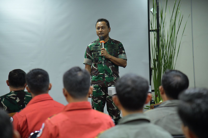 Panglima Koopsudnas Marsdya TNI M. Tonny