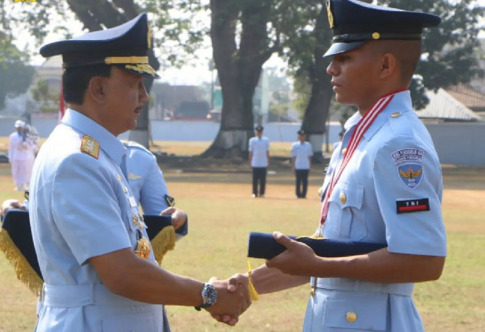 Komandan Kodiklatau Marsdya TNI Tedi Rizalhadi