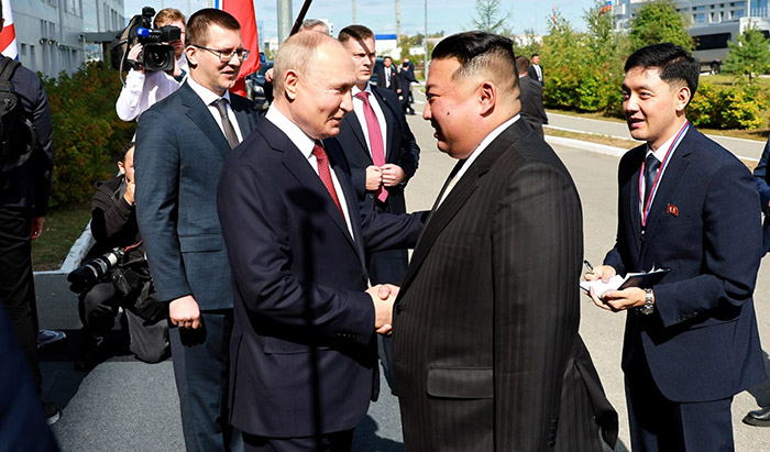 Presiden Korut Kim Jong Un bertemu Presiden Rusia Vladimir Putin di Kosmodrom Vostochny, Rusia