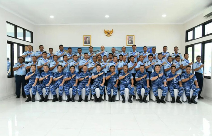 Peronsel TNI AU