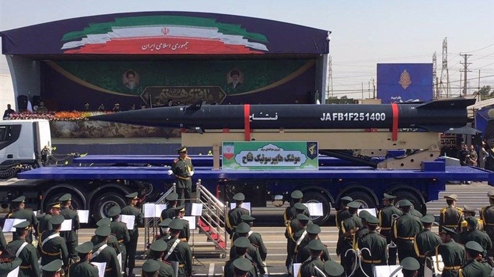 Parade militer Iran
