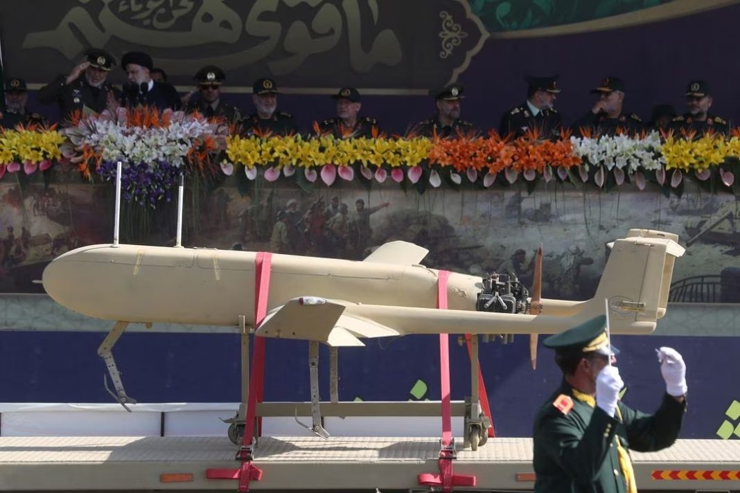 Parade militer Iran